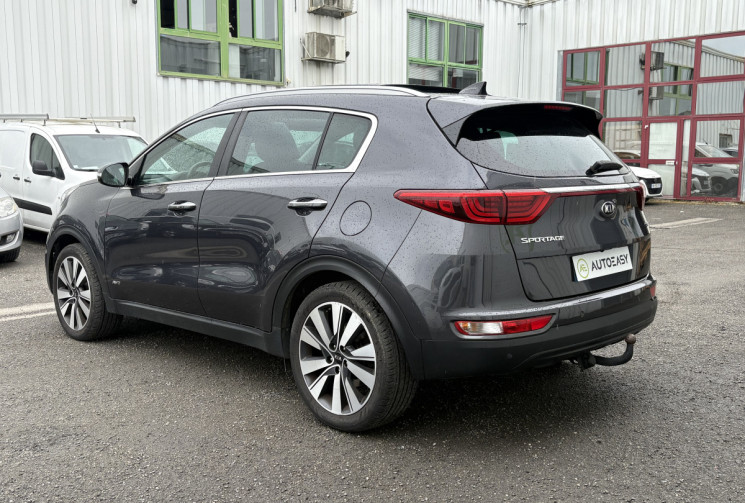 Kia Sportage AWD 2.0 CRDi Premium 136 cv * Toit Ouvrant * Sièges chauffants Av Ar * JBL * Caméra