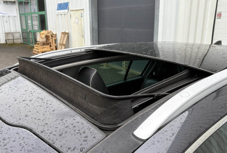 Kia Sportage AWD 2.0 CRDi Premium 136 cv * Toit Ouvrant * Sièges chauffants Av Ar * JBL * Caméra