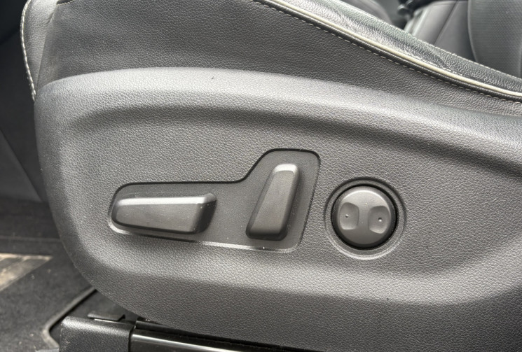 Kia Sportage AWD 2.0 CRDi Premium 136 cv * Toit Ouvrant * Sièges chauffants Av Ar * JBL * Caméra