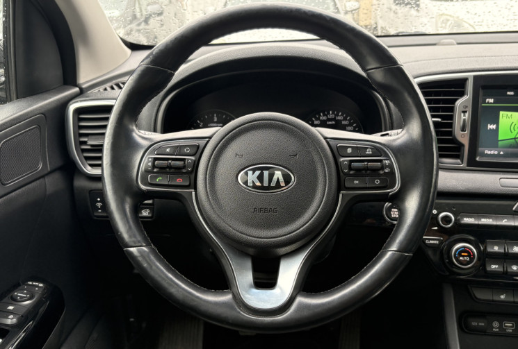Kia Sportage AWD 2.0 CRDi Premium 136 cv * Toit Ouvrant * Sièges chauffants Av Ar * JBL * Caméra