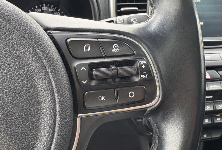 Kia Sportage AWD 2.0 CRDi Premium 136 cv * Toit Ouvrant * Sièges chauffants Av Ar * JBL * Caméra