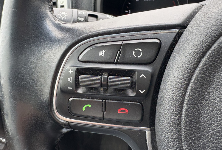 Kia Sportage AWD 2.0 CRDi Premium 136 cv * Toit Ouvrant * Sièges chauffants Av Ar * JBL * Caméra