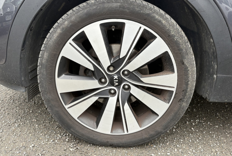 Kia Sportage AWD 2.0 CRDi Premium 136 cv * Toit Ouvrant * Sièges chauffants Av Ar * JBL * Caméra