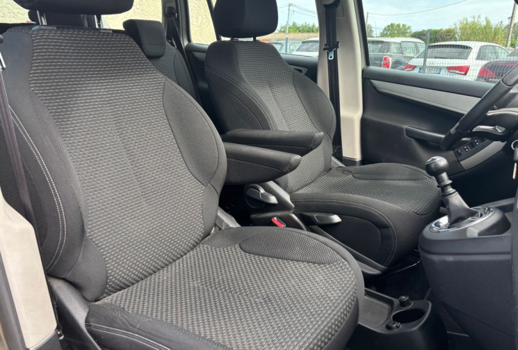 Citroën Grand C4 Picasso Grand C4 Grand Picasso 1.6 HDi FAP - 110 Millenium PHASE 2 / 7 Places 