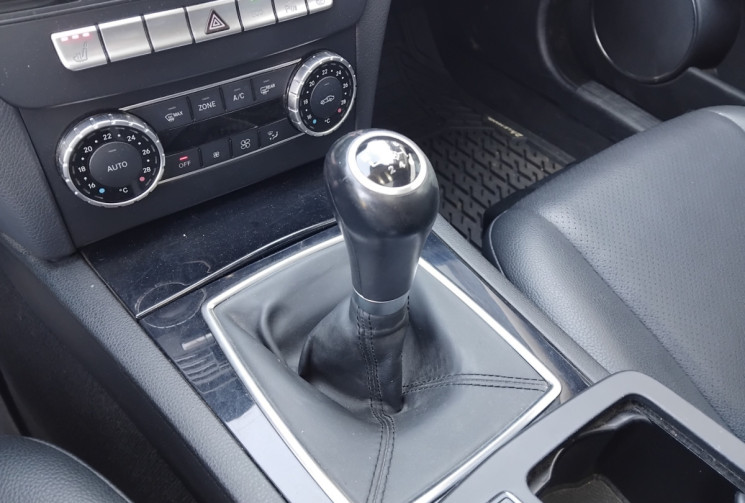 Mercedes CLASSE C BREAK  (204) Phase 2 220 CDi 2.1 CDI DPF BlueEFFICIENCY 170 cv