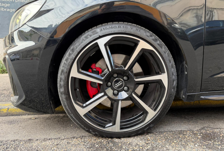 Audi A1 SPORTBACK s-line  II Sportback 40 2.0 TFSI S-Tronic6 200 cv / PACK BLACK / CARPLAY 