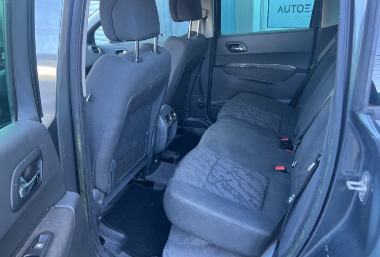 Peugeot 3008 I 1.6 HDi FAP 112 cv ACTIVE