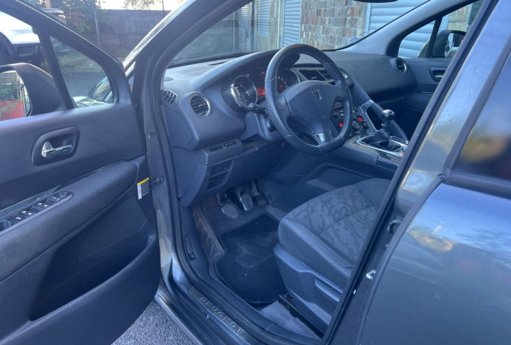 Peugeot 3008 I 1.6 HDi FAP 112 cv ACTIVE