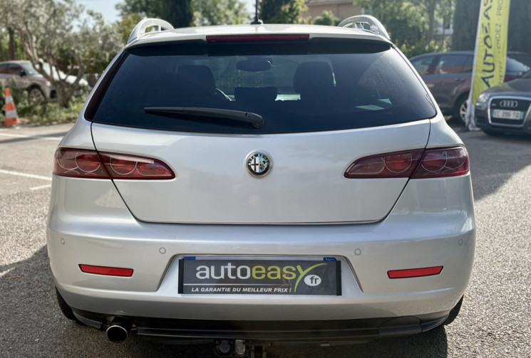 Alfa Romeo 159 SW 2.0 JTD 170cv / Distinctive / Très bon état / Suivi d’entretien / Sportwagon break
