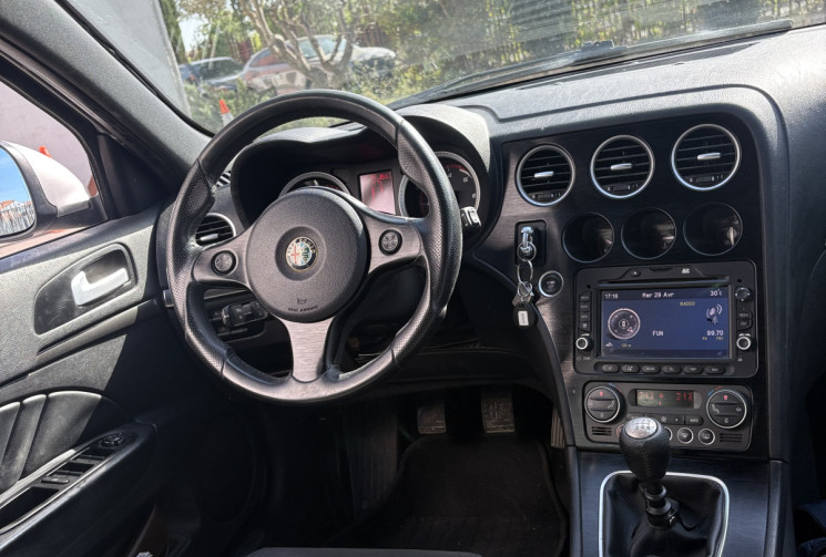 Alfa Romeo 159 SW 2.0 JTD 170cv / Distinctive / Très bon état / Suivi d’entretien / Sportwagon break