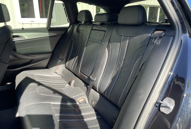 BMW SERIE 5 TOURING 530dA xDrive 265 ch M Sport/Harman Kardon/Sièges Cuir Elect /Toit Pano/JA 19