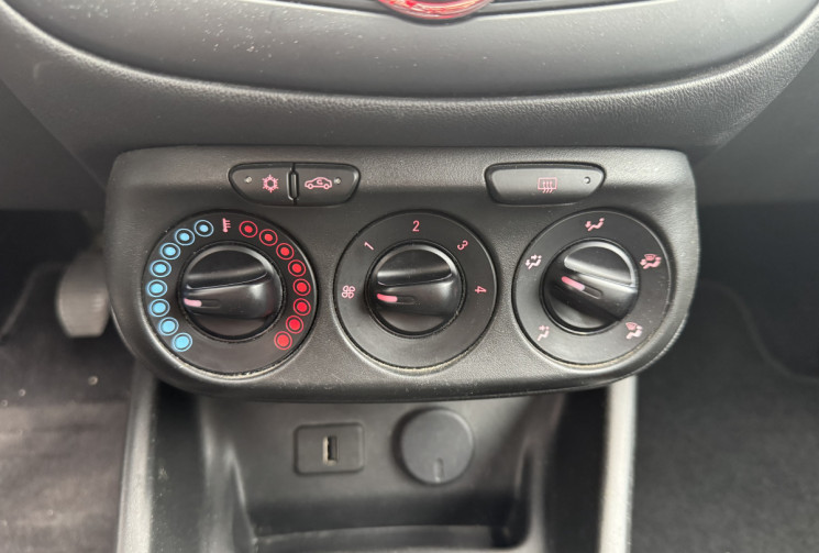 Opel Corsa 5 Portes 1.4 i 16V 90 cv EDITION