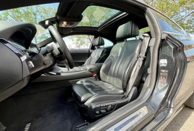 BMW SERIE 6 Coupé 640d Xdrive M-Sport Luxury 313cv / suivi BMW / Super état  