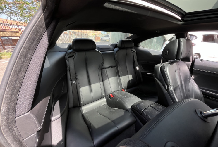BMW SERIE 6 Coupé 640d Xdrive M-Sport Luxury 313cv / suivi BMW / Super état / 4x4 640 d