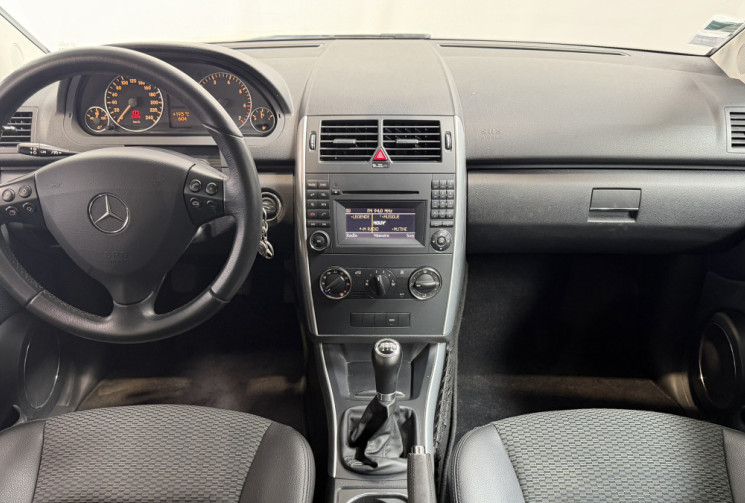 Mercedes Classe A 160 1.5 95 Elegance / Première main / Faible kilométrage / Entretien à jour