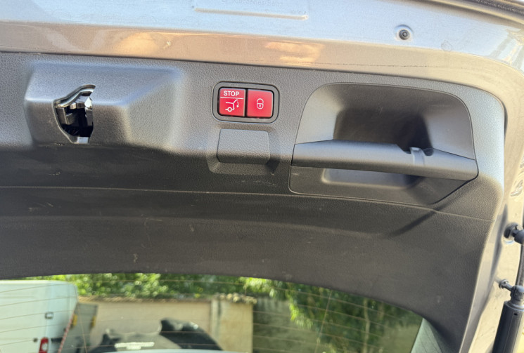 Mercedes CLA SHOOTING BRAKE 200 d 150 ch AMG Line 8G-DCT / Toit pano / Coffre elec