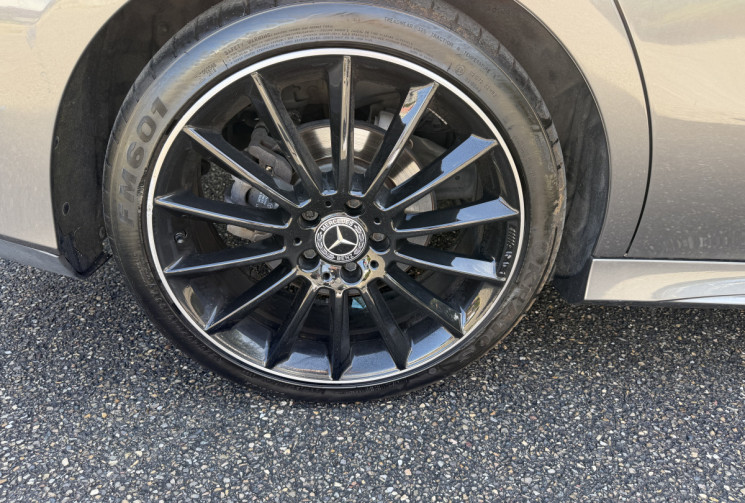 Mercedes CLA SHOOTING BRAKE 200 d 150 ch AMG Line 8G-DCT / Toit pano / Coffre elec