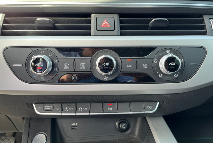 Audi A4 Avant V (B9) 35 TDI 150ch Business line S tronic 7 *Avec attelage électrique*