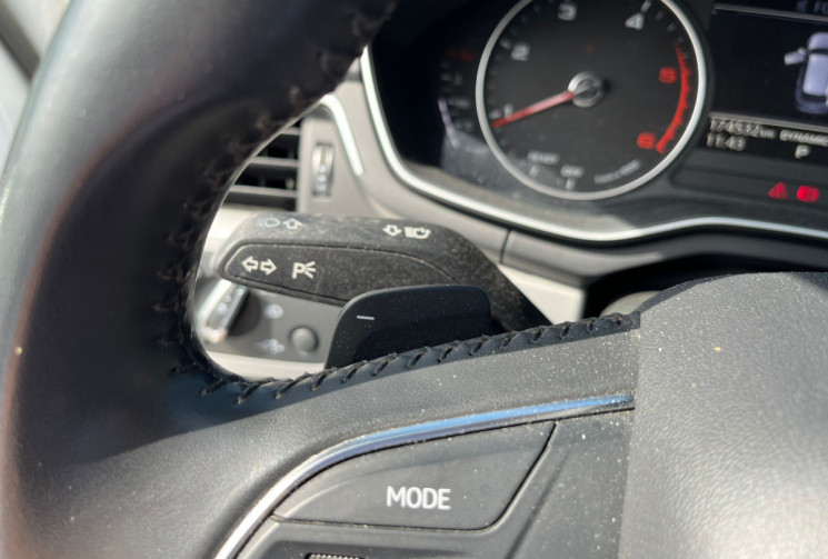 Audi A4 Avant V (B9) 35 TDI 150ch Business line S tronic 7 *Avec attelage électrique*