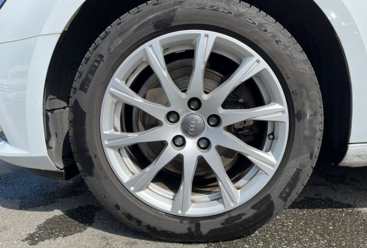 Audi A4 Avant V (B9) 35 TDI 150ch Business line S tronic 7 *Avec attelage électrique*