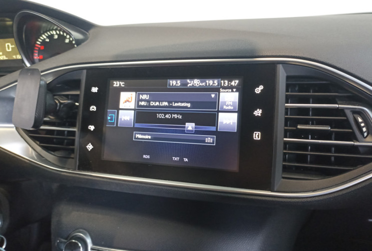 Peugeot 308 1.6 HDi FAP 92 ch Active – Suivi complet disponible – Distribution & embrayage effectué