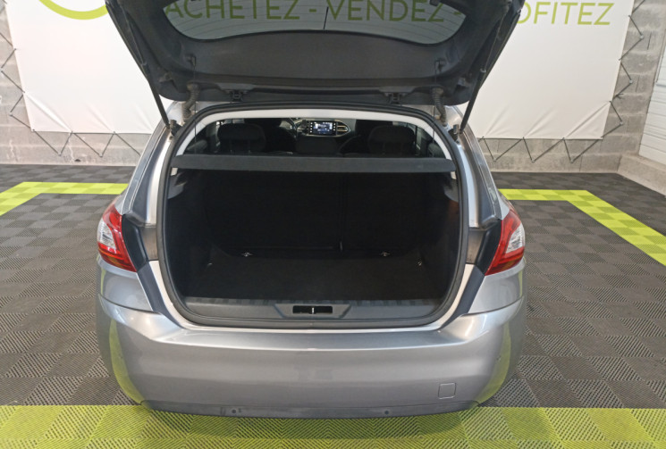 Peugeot 308 1.6 HDi FAP 92 ch Active – Suivi complet disponible – Distribution & embrayage effectué