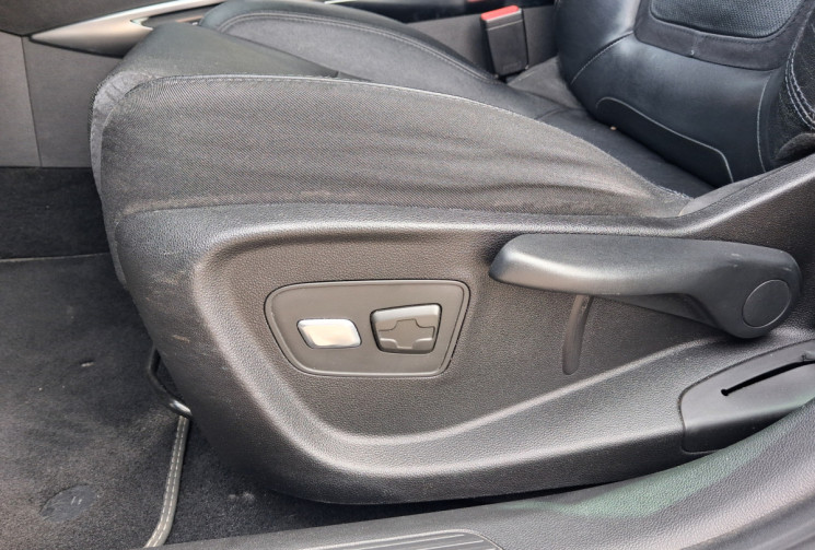 Renault Megane 1.5 dCi 110ch energy Intens EDC