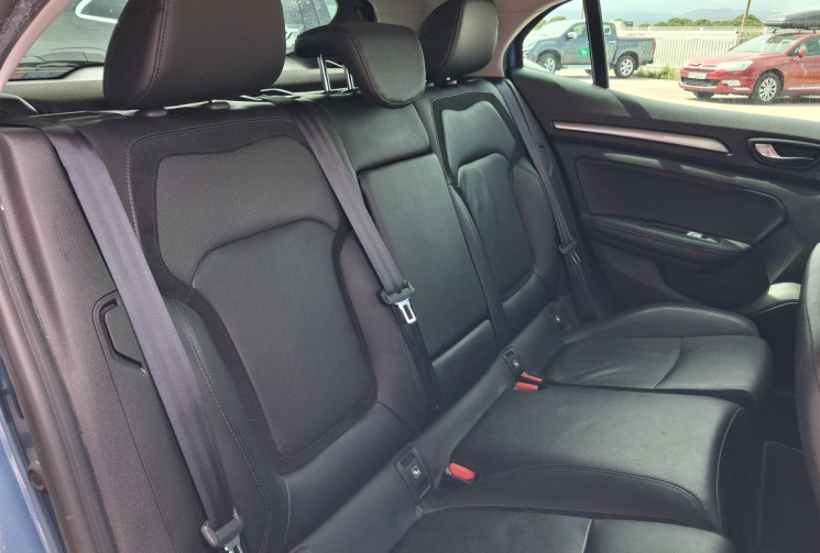 Renault Megane 1.5 dCi 110ch energy Intens EDC