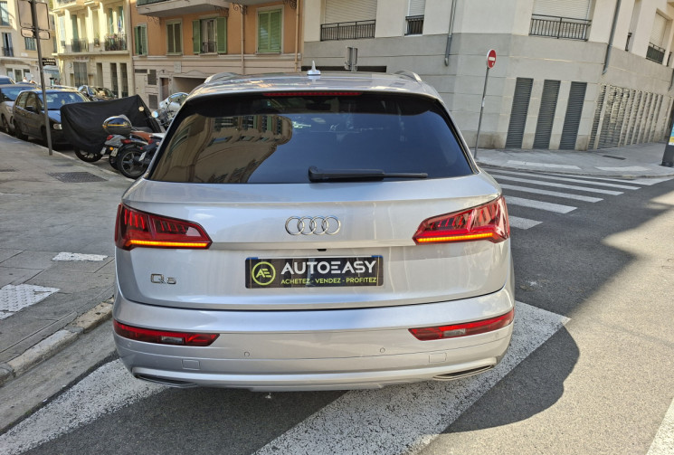 Audi Q5 II 2.0 TDI 150 CH S-Line toit ouvrant pano/ attelage...