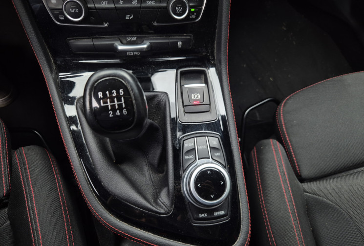 BMW Série 2 ActiveTourer 218d 150 Sport Attelage / Caméra de recul