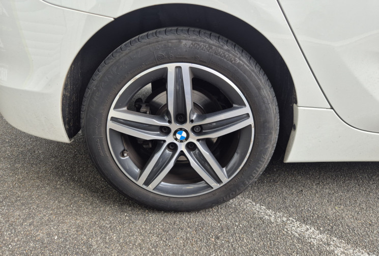 BMW SERIE 2 ACTIVETOURER 218D 150ch Sport Attelage / Caméra de recul