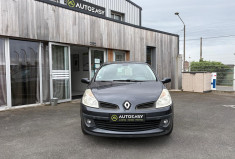 Renault Clio   III 5 Portes Phase 2 1.2 TCe 16V eco2 101CVDYNAMIQUE 