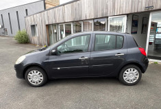 Renault Clio   III 5 Portes Phase 2 1.2 TCe 16V eco2 101CVDYNAMIQUE 