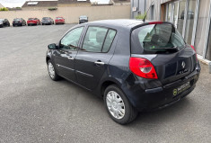 Renault Clio   III 5 Portes Phase 2 1.2 101 DYNAMIQUE / DISTRIBUTION FAITE / GARANTIE 12 MOIS 