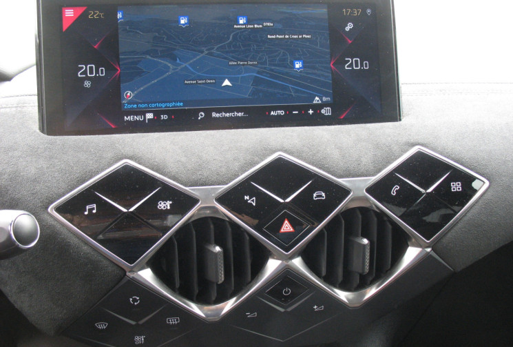DS DS 3 Crossback 1.5 HDI 100 PERFORMANCE LINE 1ERE MAIN