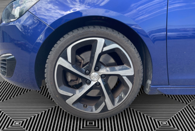 Peugeot 308 SW 1.6 GT / 205 CH 