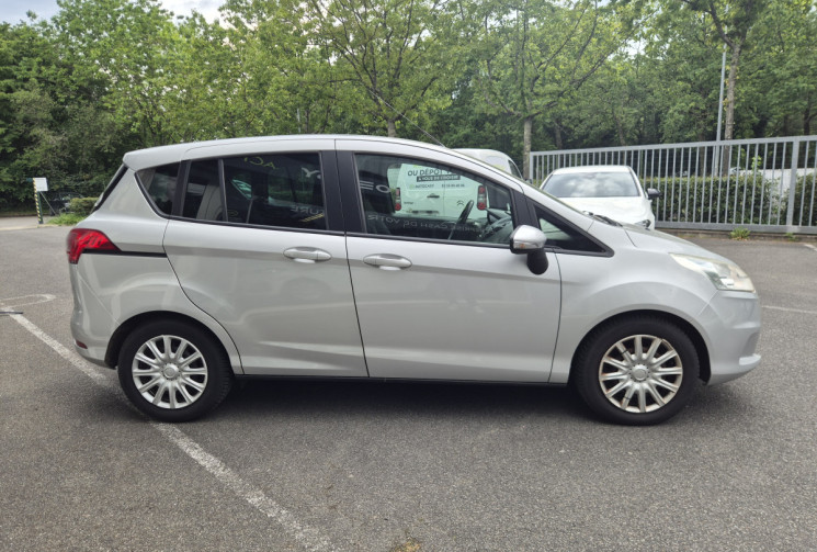 Ford B-MAX 1.4 66kW 90PS 1388ccm