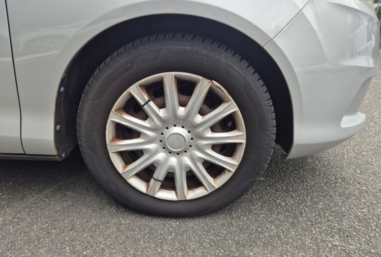 Ford B-MAX 1.4 66kW 90PS 1388ccm