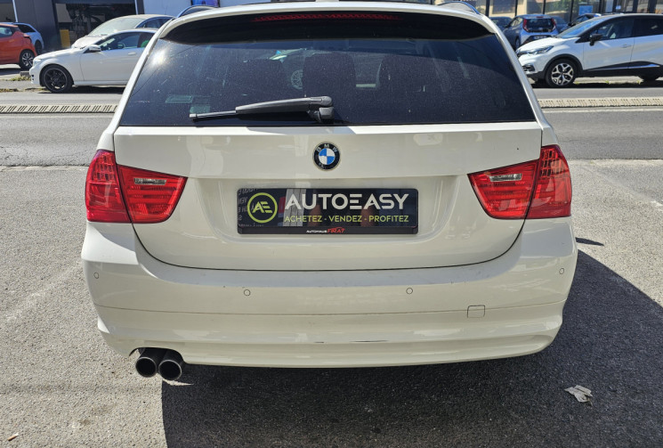 BMW SERIE 3 TOURING 325d Cuir Toit ouvrant panoramique 