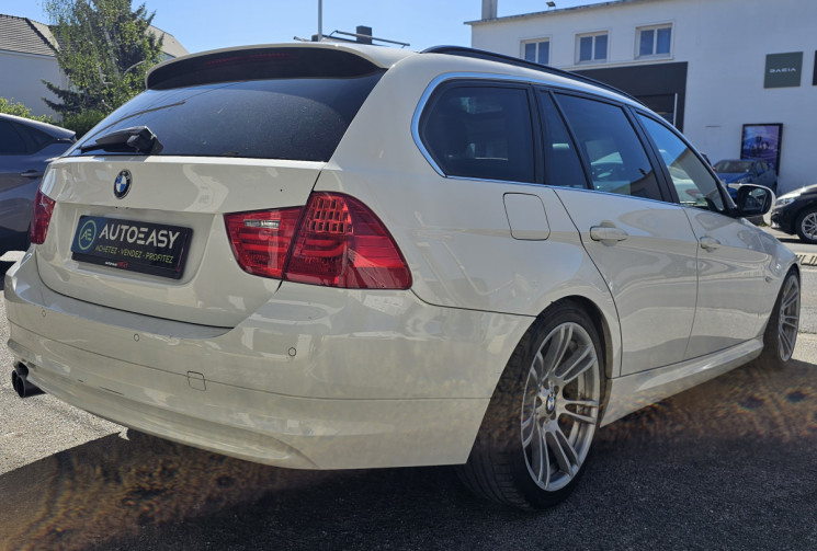 BMW SERIE 3 TOURING 325d Cuir Toit ouvrant panoramique 