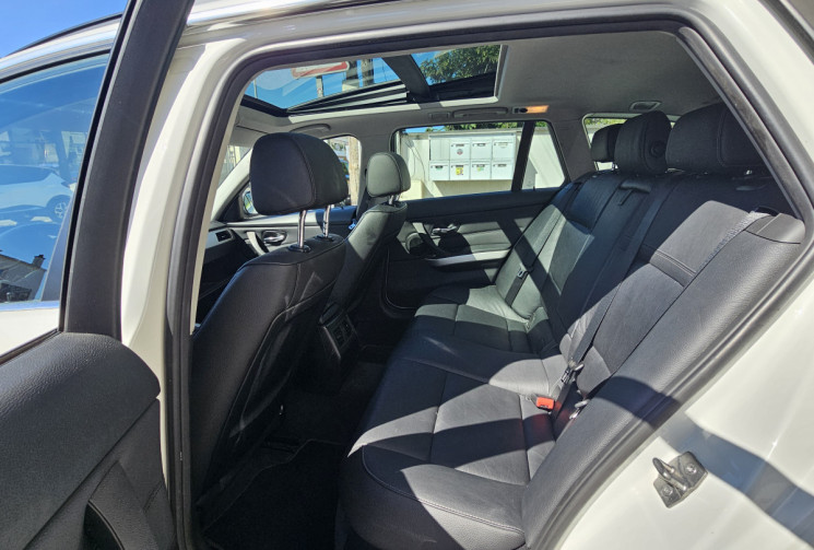 BMW SERIE 3 TOURING 325d Cuir Toit ouvrant panoramique 