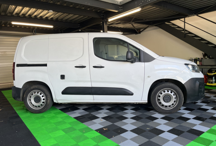 Citroën Berlingo 1.5 Blue HDi 130 Driver / BOITE AUTOMATIQUE / DISTRIBUTION FAITE / CAMERA DE RECUL