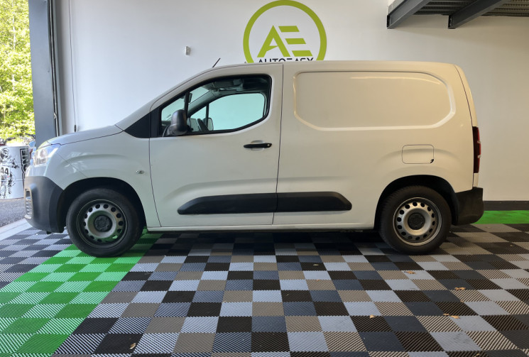 Citroën Berlingo 1.5 Blue HDi 130 Driver / BOITE AUTOMATIQUE / DISTRIBUTION FAITE / CAMERA DE RECUL