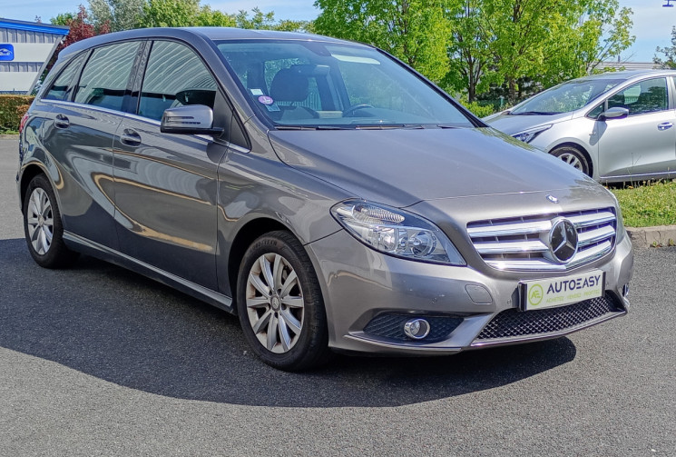 Mercedes Classe B  180 Design 7G-DCT 122 ch * Attelage électrique