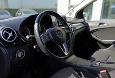 Mercedes Classe B  180 Design 7G-DCT 122 ch * Attelage électrique