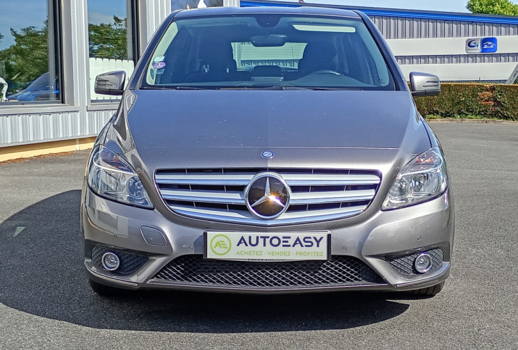 Mercedes Classe B  180 Design 7G-DCT 122 ch * Attelage électrique