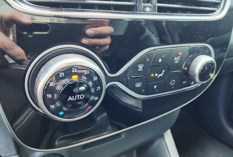 Renault Clio IV Phase 2 1.5 dCi FAP Energy S&S 110 cv