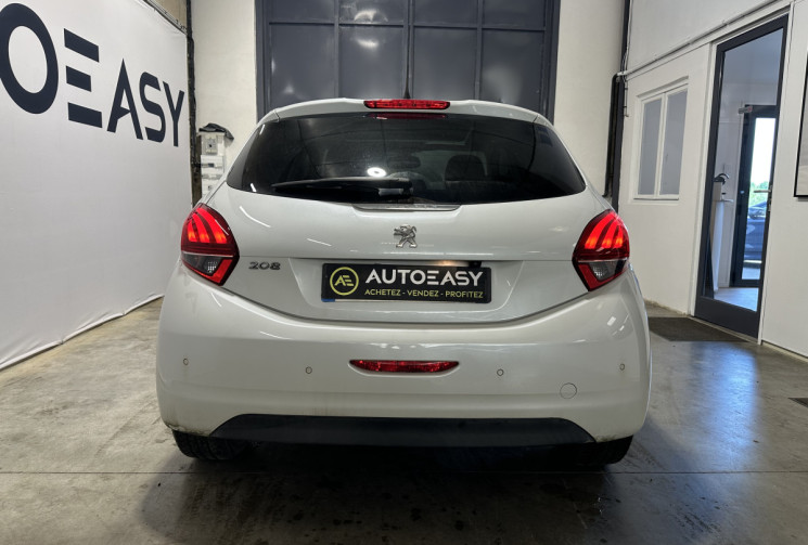 Peugeot 208 82 ch ALLURE toit panoramique