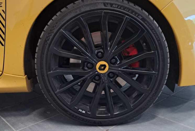 Renault Clio IV 1.6 T 220 RS Trophy EDC6 - RS MONITOR - CAMERA - SUIVI ENTRETIEN - 