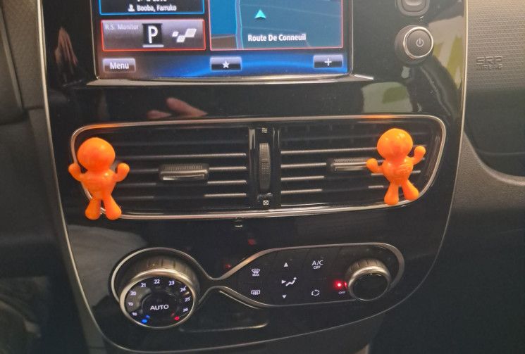 Renault Clio IV 1.6 T 220 RS Trophy EDC6 - RS MONITOR - CAMERA - SUIVI ENTRETIEN - 